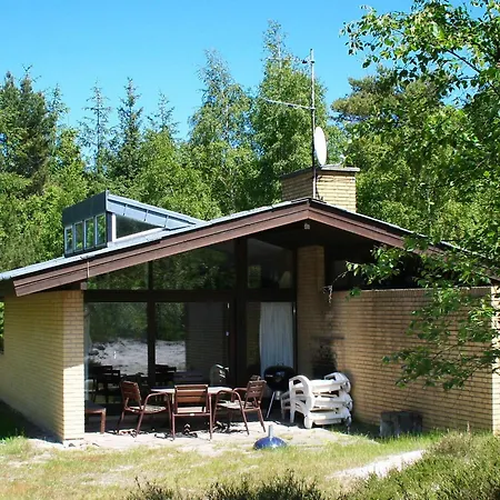 4 Star In Nexo Spidsegård