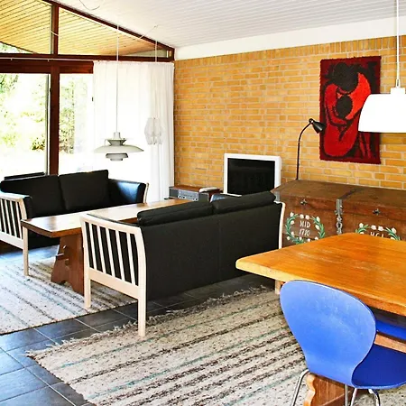 4 Star Holiday Home In Nexo Σπίτι διακοπών Spidsegård