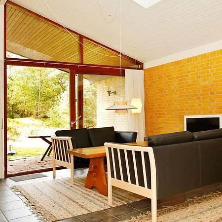 4 Star In Nexo Vakantiehuis *